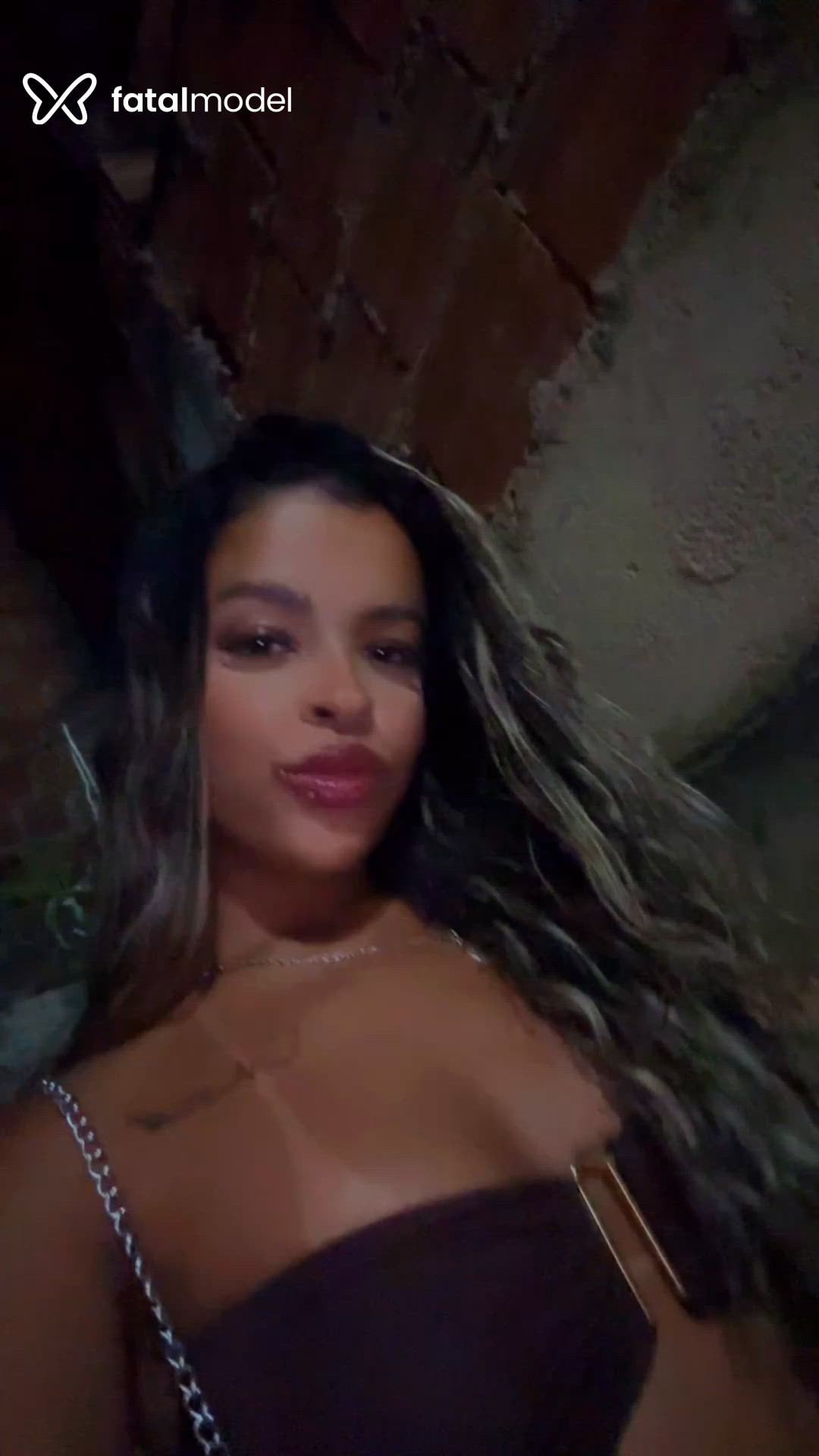 Acompanhante mulher loira (o) de olhos castanhos - Mellnovinha Acompanhante mulher loira (o) de olhos castanhos - Mellnovinha