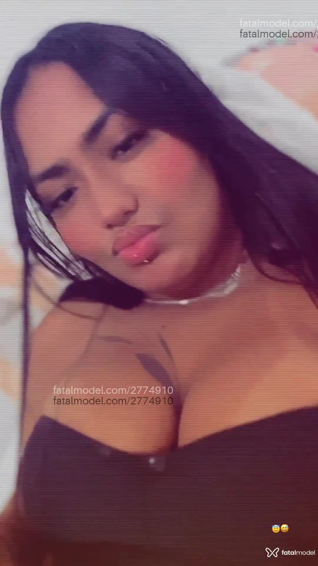 Acompanhante mulher morena (o) de olhos pretos em Virtual Acompanhante mulher morena (o) de olhos pretos em Virtual - Nickss