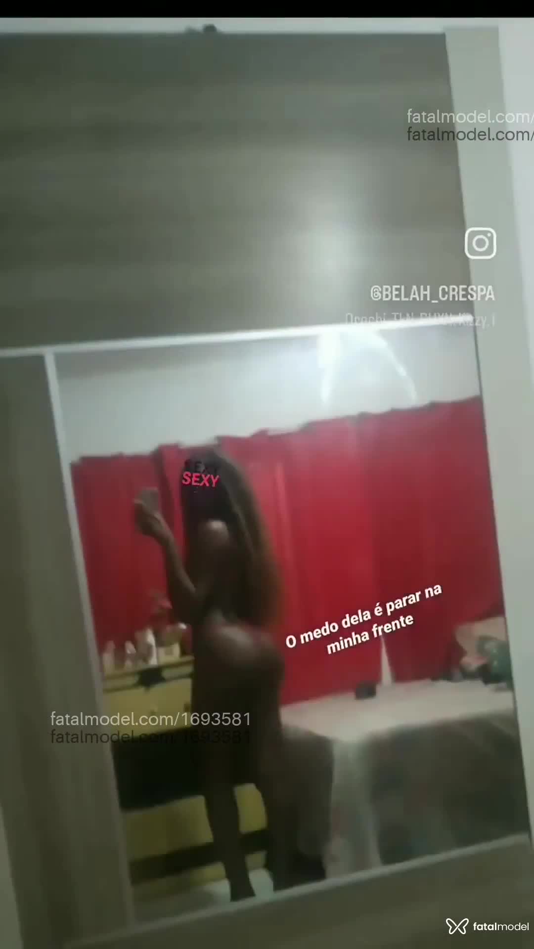 Acompanhante mulher trans com cabelo castanho de olhos castanhos em Rio das Ostras - Maria Vanúbia