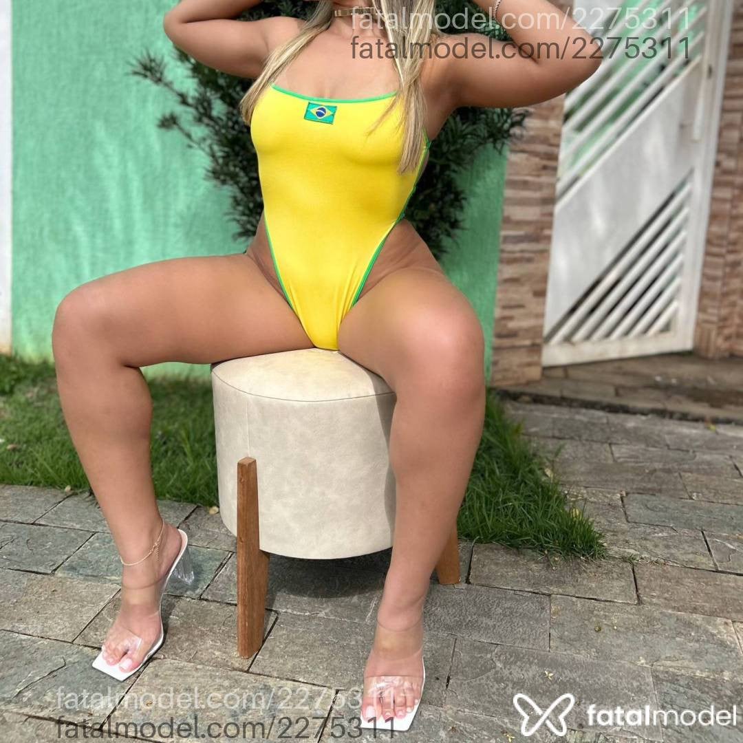 Acompanhante mulher loira (o) de olhos castanhos em Araraquara Acompanhante mulher loira (o) de olhos castanhos em Araraquara - Alicia Mello