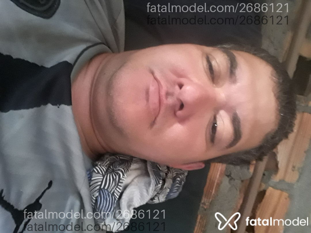Acompanhante homem com cabelo castanho de olhos castanhos em Virtual Acompanhante homem com cabelo castanho de olhos castanhos em Virtual - Cocada