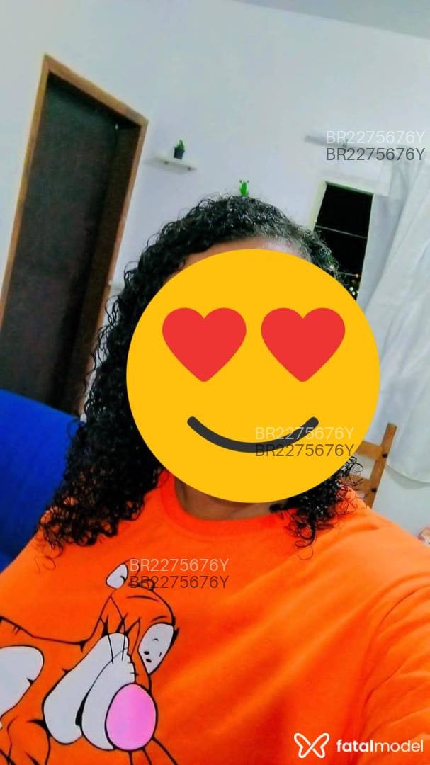 Acompanhante mulher morena (o) de olhos castanhos em Porto Belo Acompanhante mulher morena (o) de olhos castanhos em Porto Belo - Greicinha