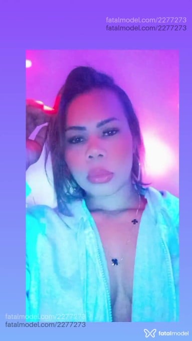 Acompanhante mulher com cabelo castanho de olhos castanhos em Canarana - Mellissa