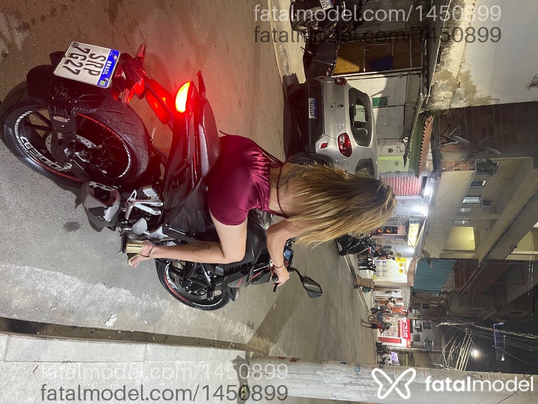 Acompanhante travesti loira (o) de olhos mel em Rio de Janeiro - Bruna faria