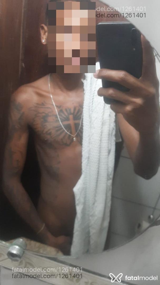 Acompanhante homem morena (o) de olhos verdes em Rio de Janeiro - Mineirinho