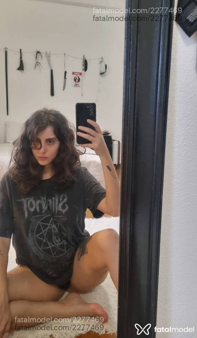 Acompanhante mulher com cabelo castanho de olhos mel em São Paulo - Esxcura