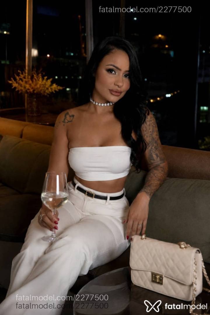 Acompanhante mulher morena (o) de olhos castanhos em São Paulo - Bel Lins