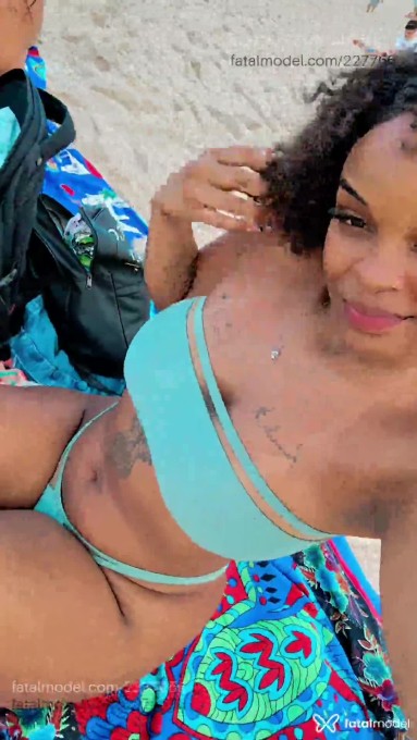 Acompanhante mulher morena (o) de olhos castanhos em Resende - Clara