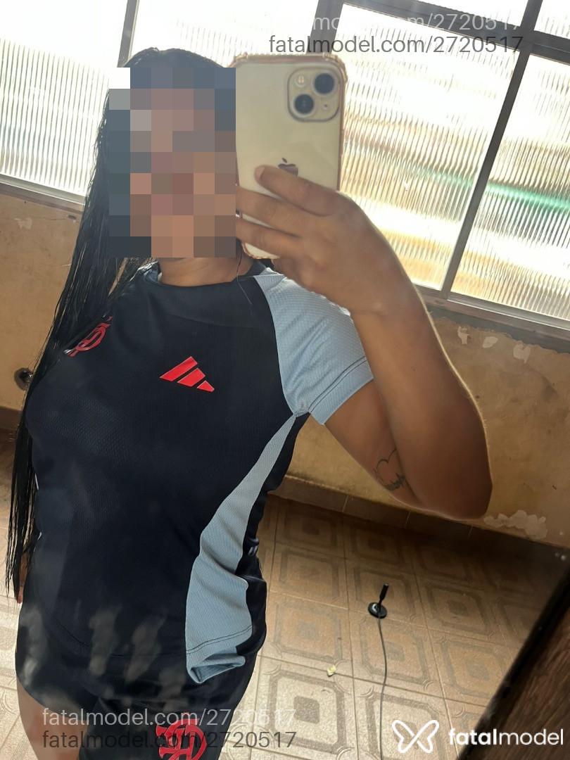 Acompanhante mulher com cabelo castanho de olhos pretos em Rio de Janeiro Acompanhante mulher com cabelo castanho de olhos pretos em Rio de Janeiro - Thifanny