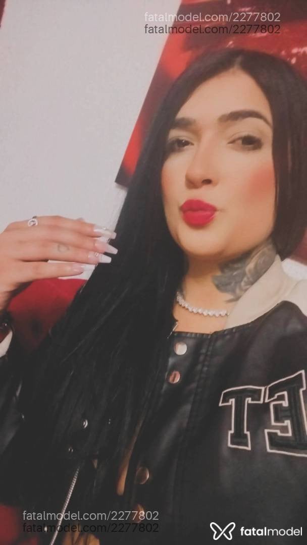 Acompanhante mulher morena (o) de olhos castanhos - Vitória Emanuelle