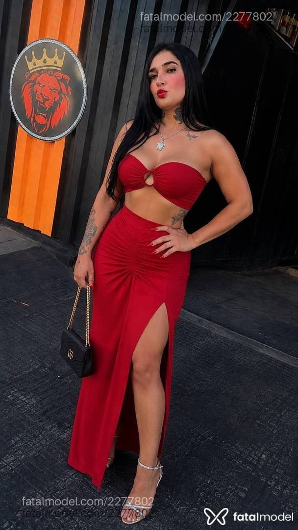 Acompanhante mulher morena (o) de olhos castanhos - Vitória Emanuelle
