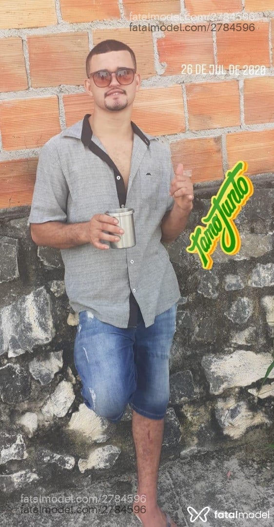 Acompanhante homem com cabelo castanho de olhos castanhos em Ribeirão Preto - Alex Bahia