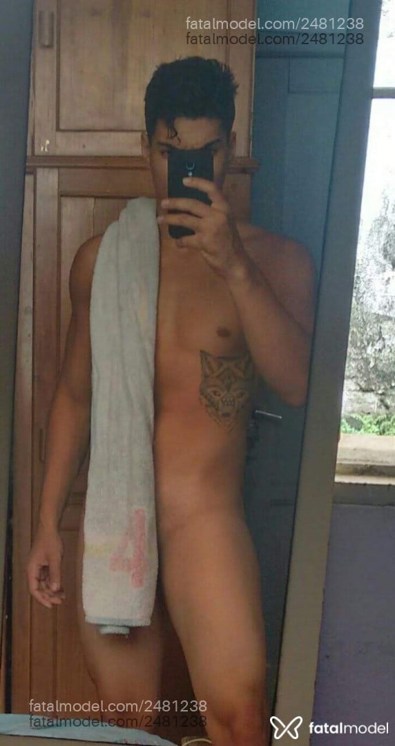 Acompanhante homem morena (o) de olhos castanhos em São Paulo Acompanhante homem morena (o) de olhos castanhos em São Paulo - Thiago
