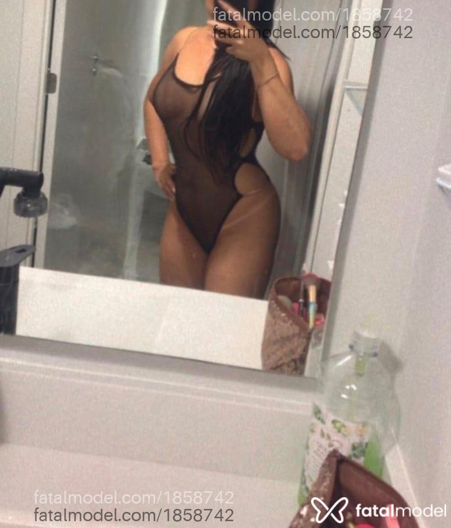 Acompanhante mulher morena (o) de olhos castanhos em Goiânia - Isabella Campos