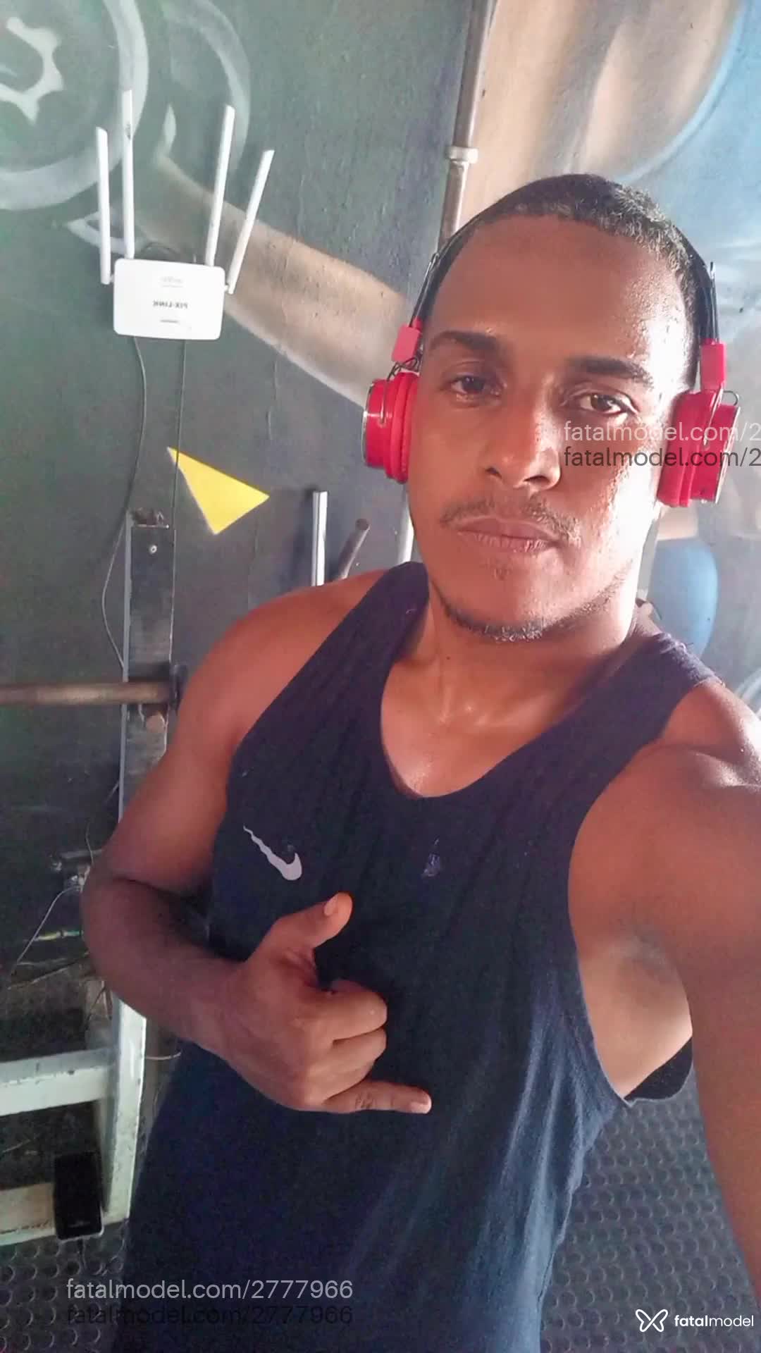 Acompanhante homem com cabelo castanho de olhos castanhos em Rio de Janeiro Acompanhante homem com cabelo castanho de olhos castanhos em Rio de Janeiro - Geraldo