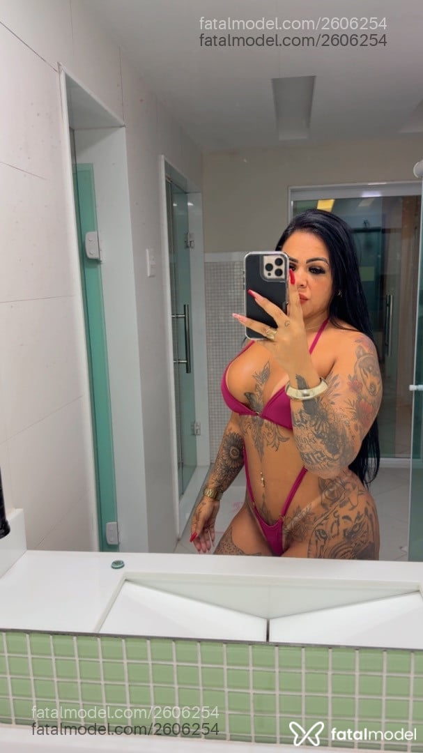 Acompanhante mulher morena (o) de olhos castanhos em Rio de Janeiro - Larissa