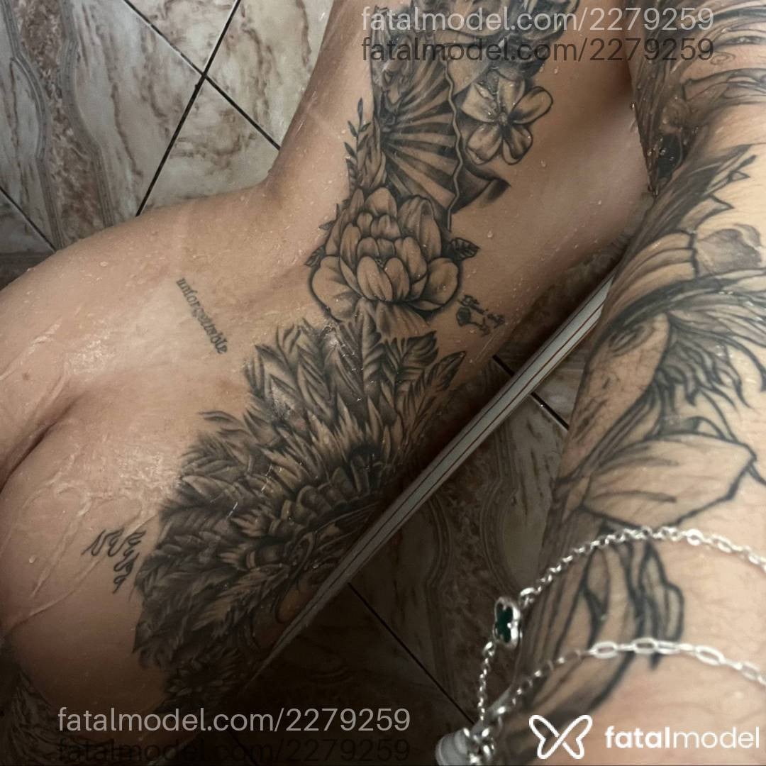 Acompanhante mulher com cabelo castanho de olhos mel em Rio Verde - Bia Prado