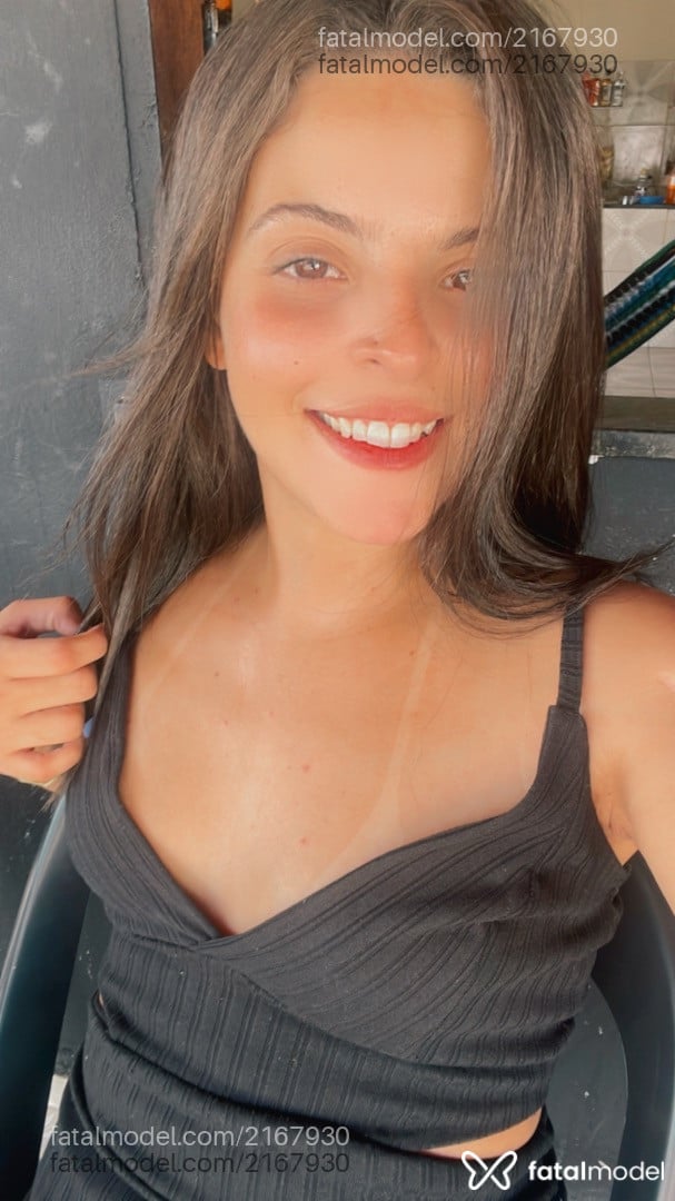 Acompanhante mulher com cabelo castanho de olhos castanhos em Jijoca de Jericoacoara - Dessa