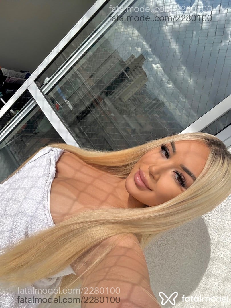 Acompanhante mulher loira (o) de olhos castanhos em São Paulo - Mel