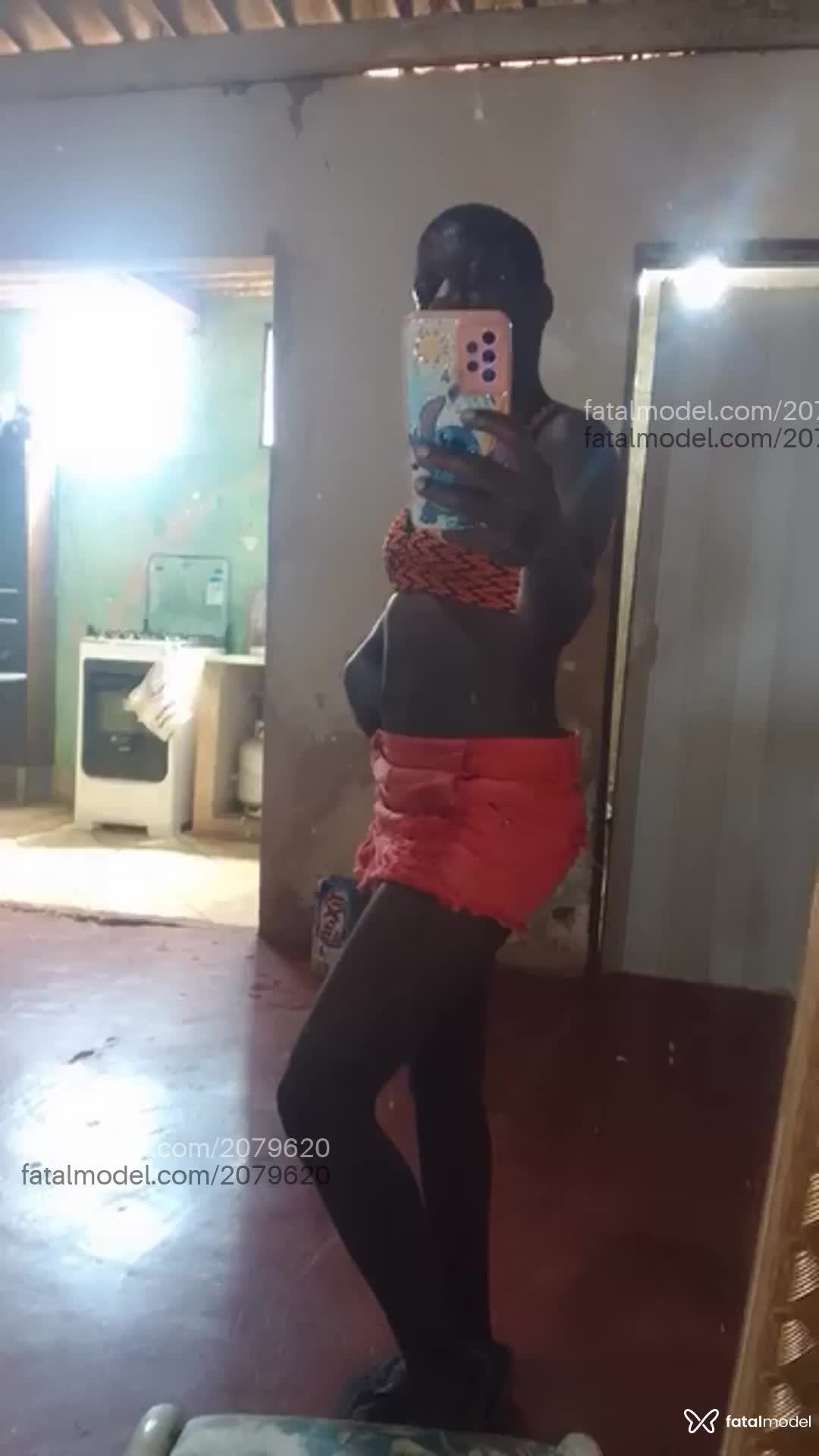 Acompanhante mulher morena (o) de olhos castanhos em Bauru Acompanhante mulher morena (o) de olhos castanhos em Bauru - Gratinada Apertad