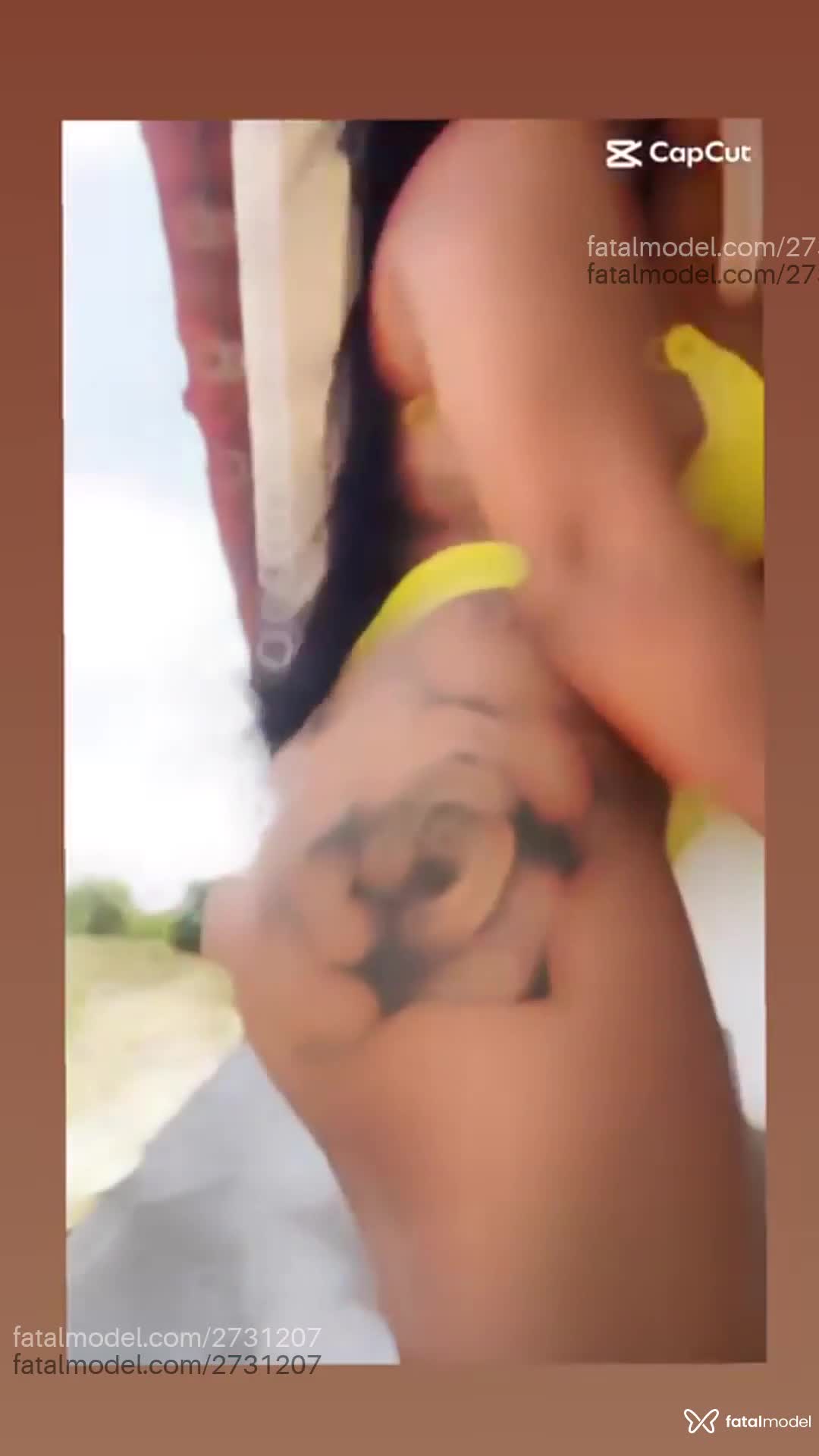 Acompanhante mulher morena (o) de olhos mel em Salgueiro Acompanhante mulher morena (o) de olhos mel em Salgueiro - Arielly