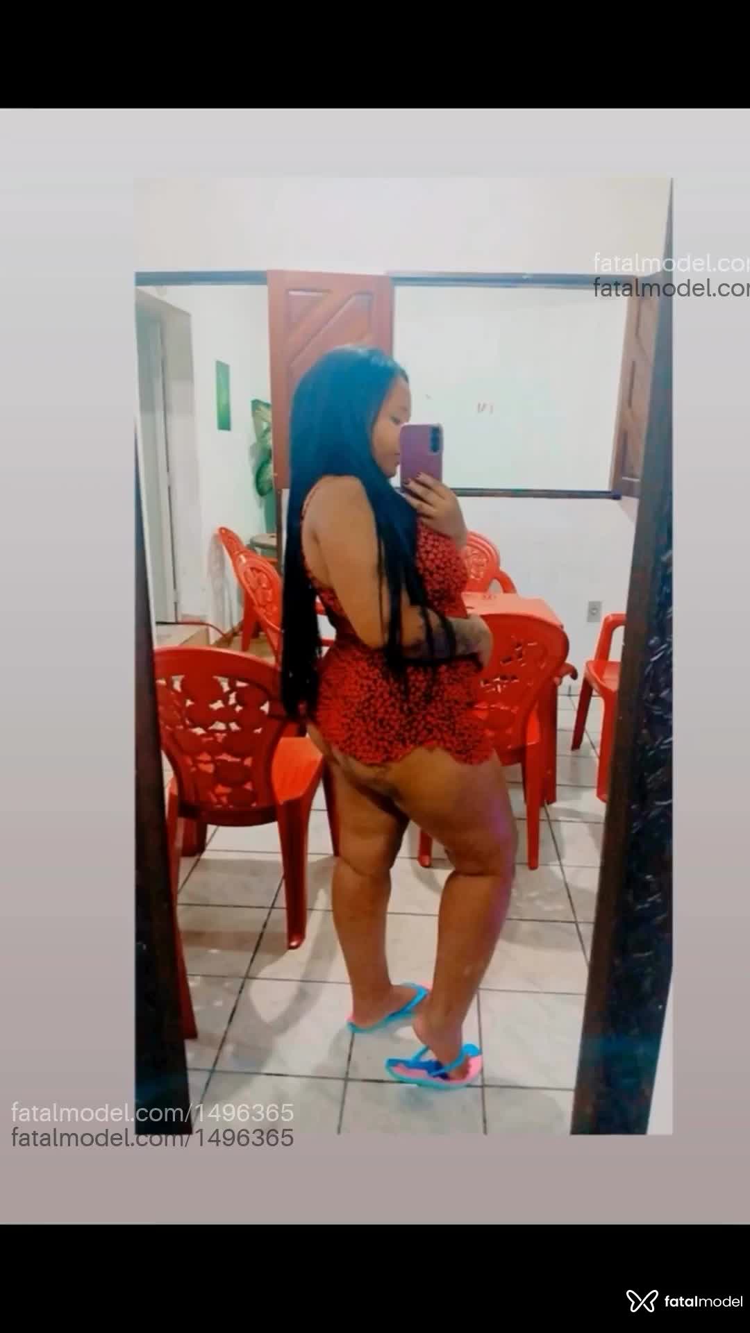 Acompanhante mulher morena (o) de olhos pretos em Cristalina - Myllena