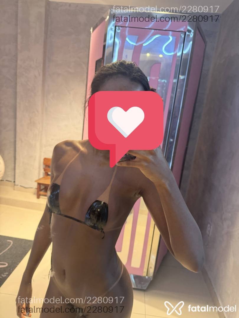 Acompanhante mulher com cabelo castanho de olhos pretos em Ubá - Luna Rangel