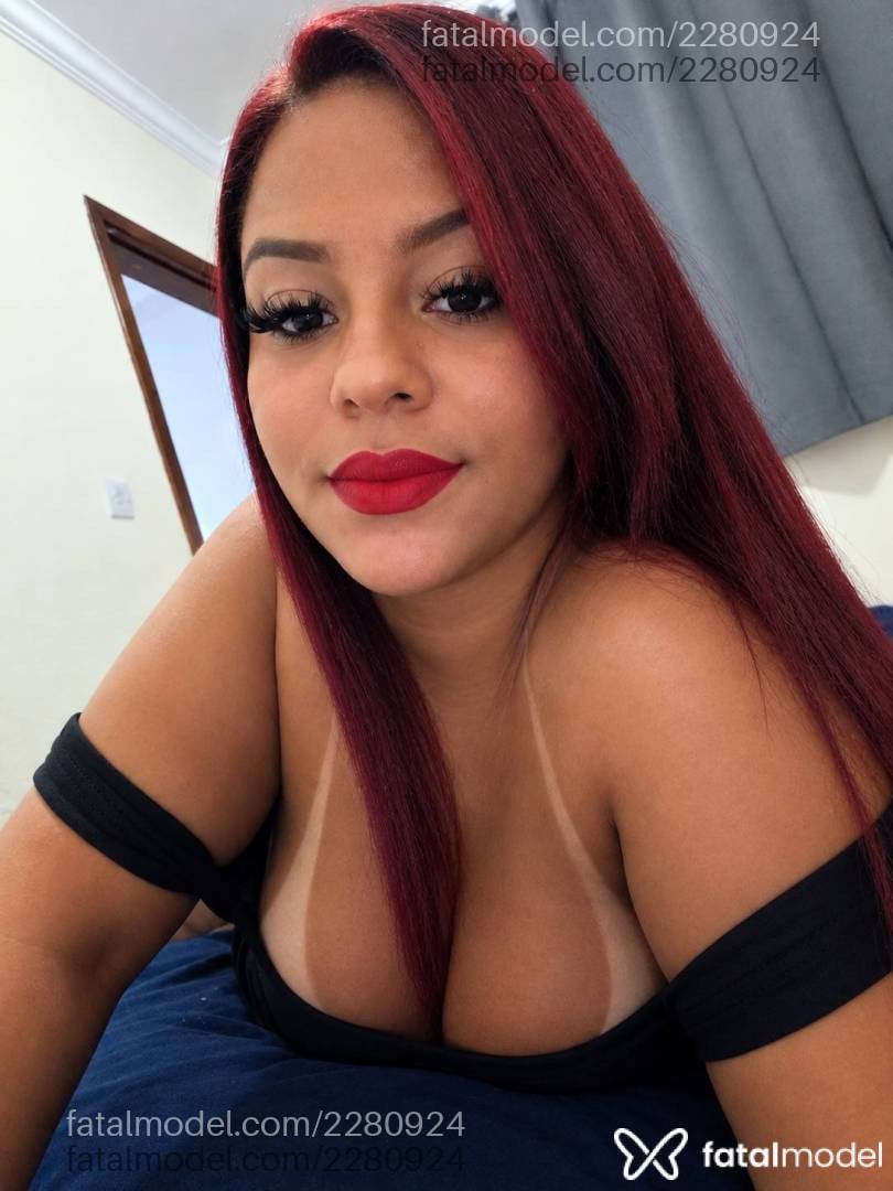 Acompanhante mulher morena (o) de olhos pretos - Rayssa