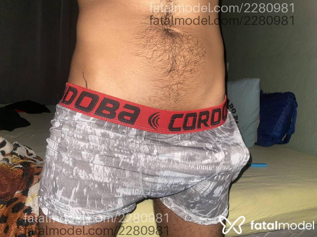 Acompanhante homem morena (o) de olhos castanhos em Divinópolis Acompanhante homem morena (o) de olhos castanhos em Divinópolis - Diego