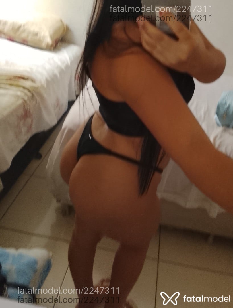 Acompanhante mulher com cabelo castanho de olhos castanhos em Cajazeiras - Beatriz