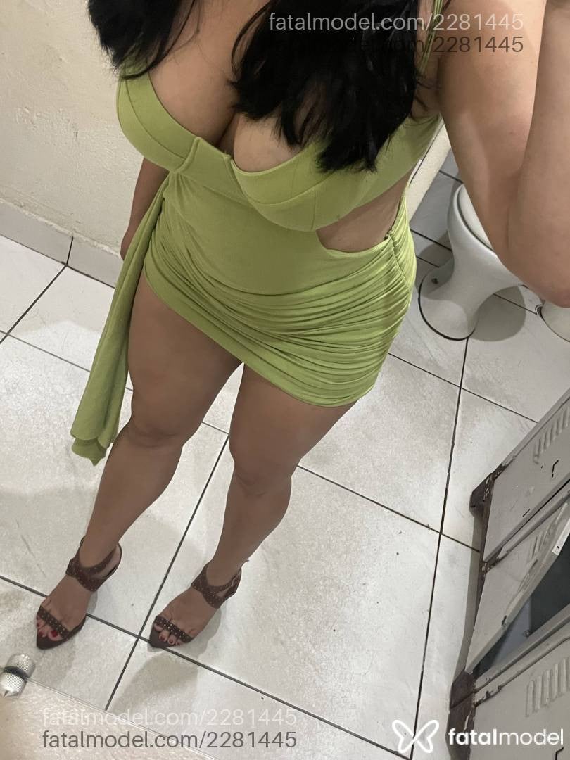 Acompanhante mulher morena (o) de olhos pretos - Babi Soares