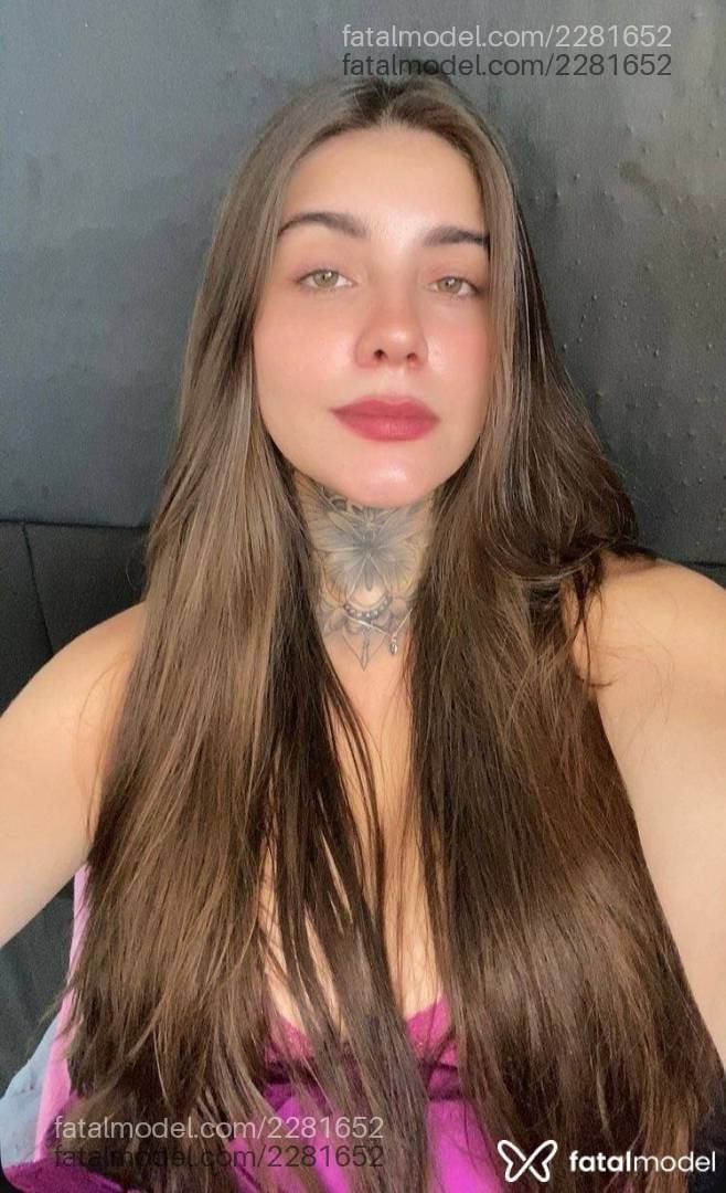 Acompanhante mulher loira (o) de olhos mel em Divinópolis - Antonella Soliva