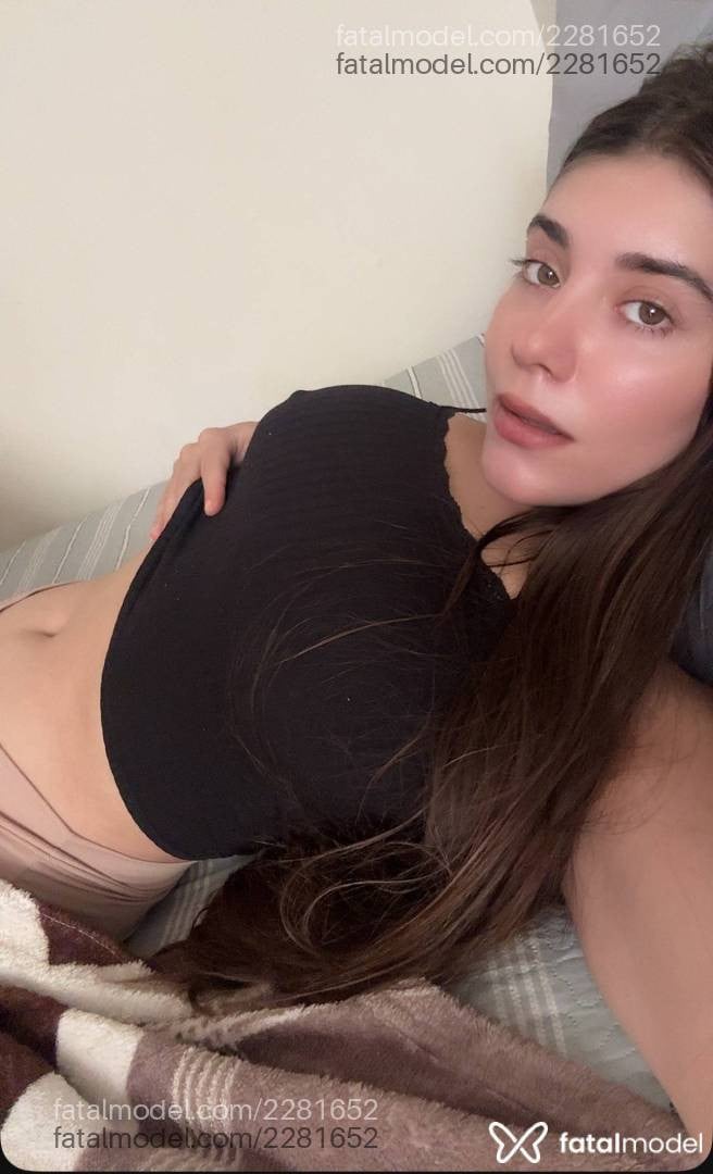 Acompanhante mulher loira (o) de olhos mel - Antonella Soliva