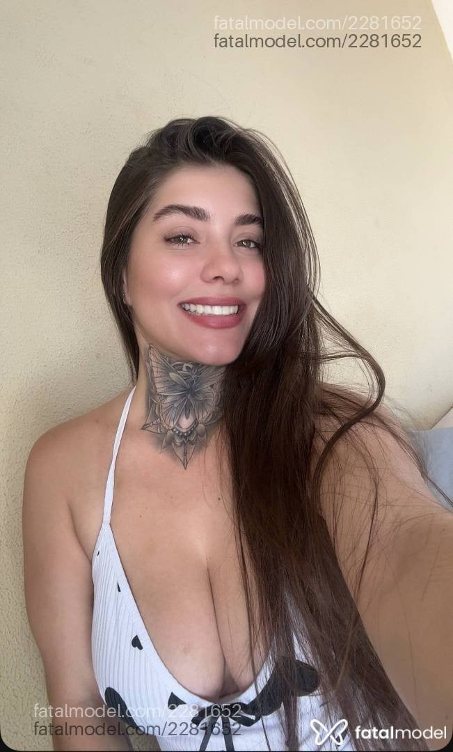 Acompanhante mulher loira (o) de olhos mel - Antonella Soliva