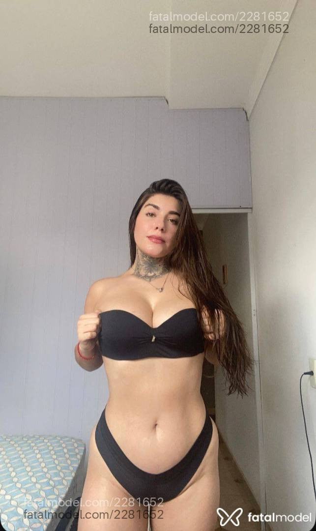 Acompanhante mulher loira (o) de olhos mel em Divinópolis - Antonella Soliva
