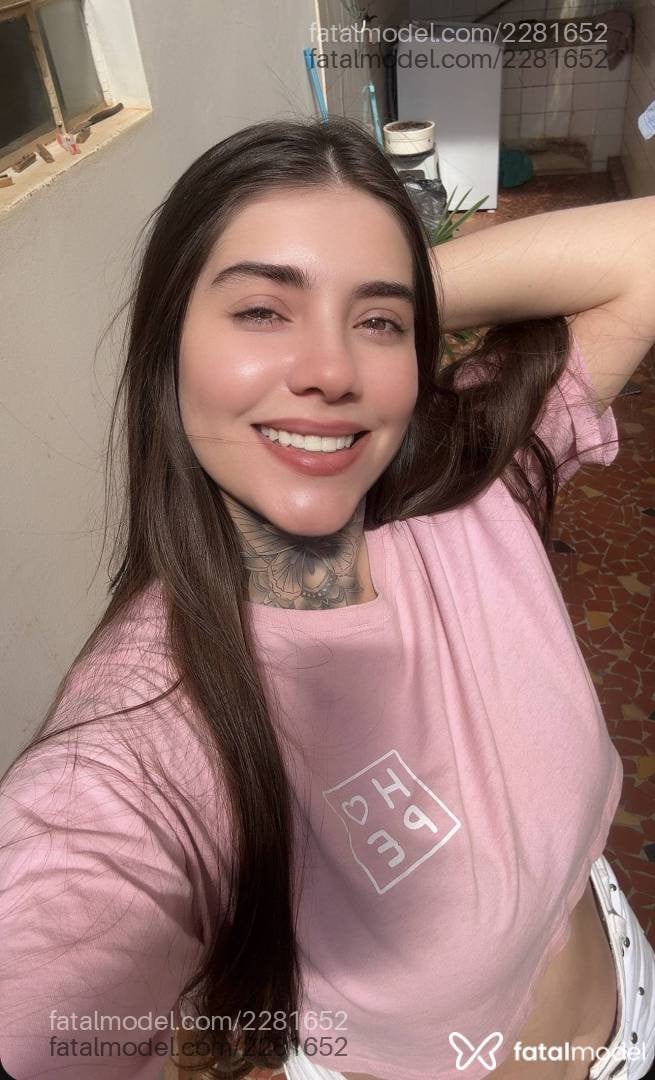 Acompanhante mulher loira (o) de olhos mel - Antonella Soliva