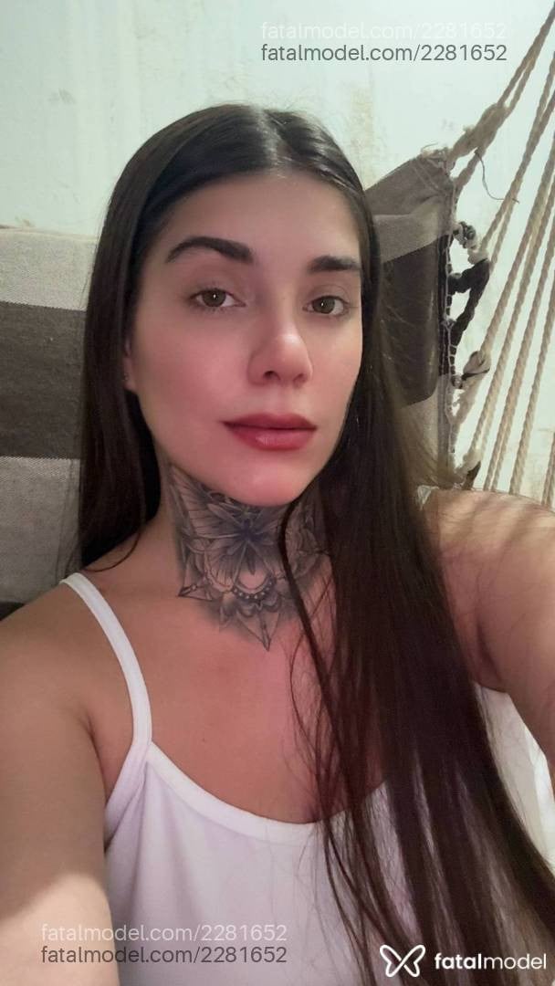 Acompanhante mulher loira (o) de olhos mel em Patos de Minas - Antonella Soliva