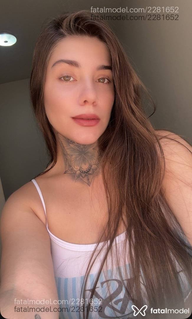 Acompanhante mulher loira (o) de olhos mel - Antonella Soliva