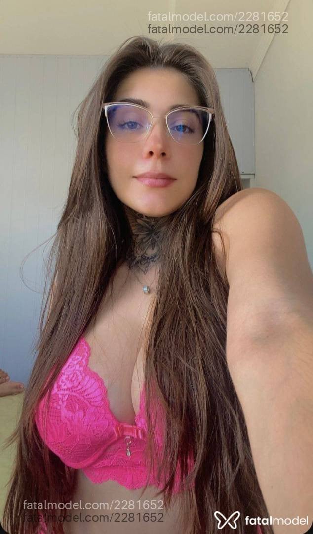 Acompanhante mulher loira (o) de olhos mel em Divinópolis - Antonella Soliva