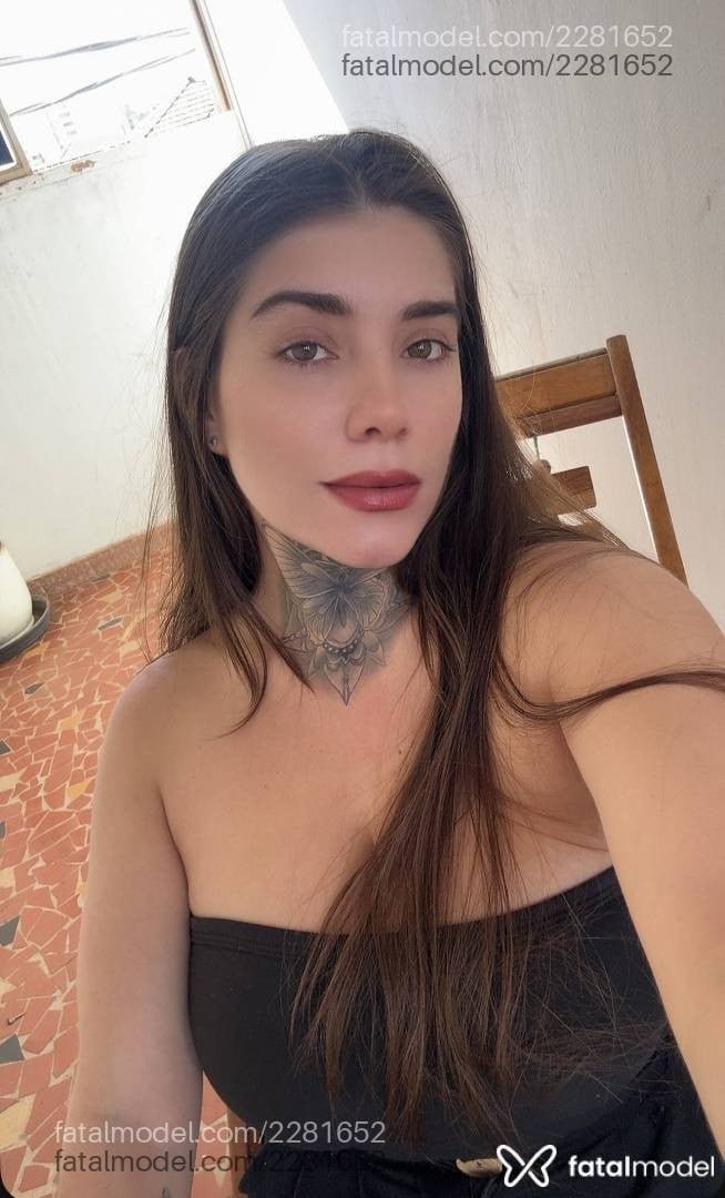 Acompanhante mulher loira (o) de olhos mel - Antonella Soliva