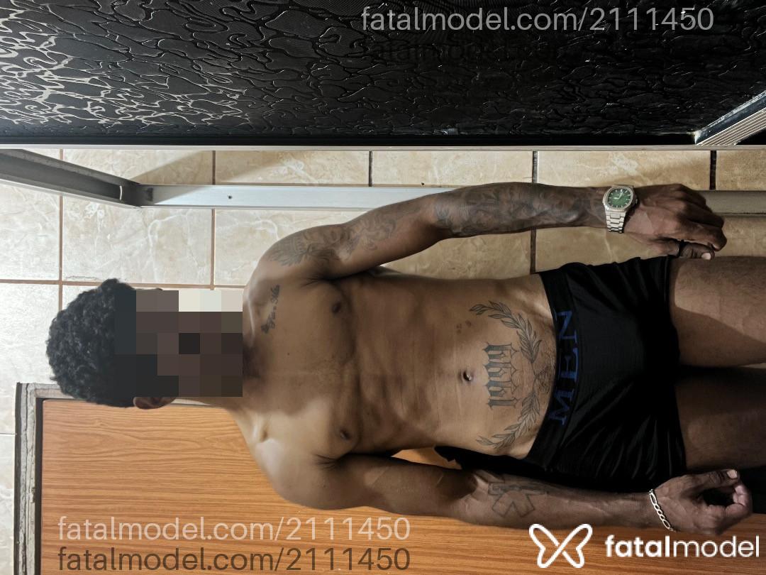 Acompanhante homem morena (o) de olhos pretos em Ipojuca Acompanhante homem morena (o) de olhos pretos em Ipojuca - Chocolatedojob