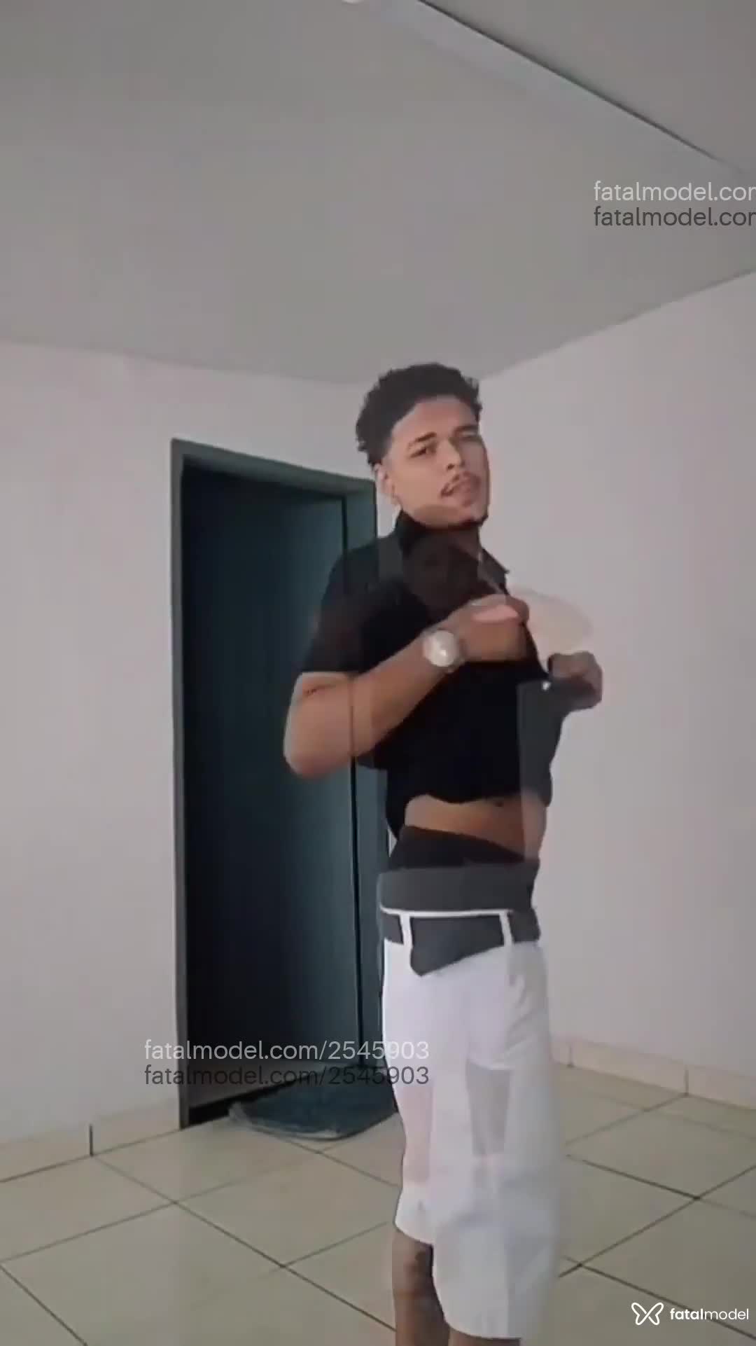 Acompanhante homem morena (o) de olhos pretos - Gabriel