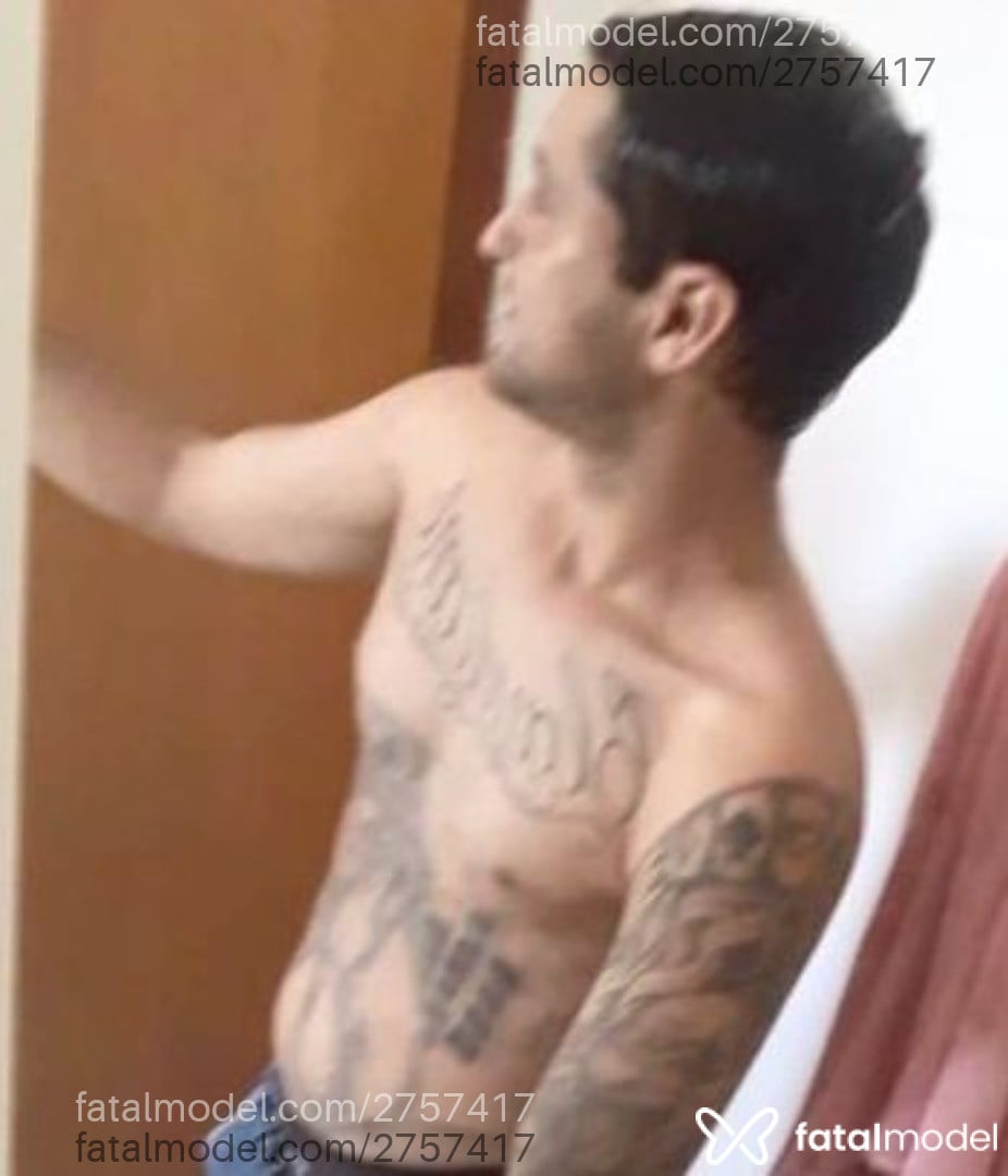 Acompanhante homem morena (o) de olhos castanhos em Jales Acompanhante homem morena (o) de olhos castanhos em Jales - Gustavo