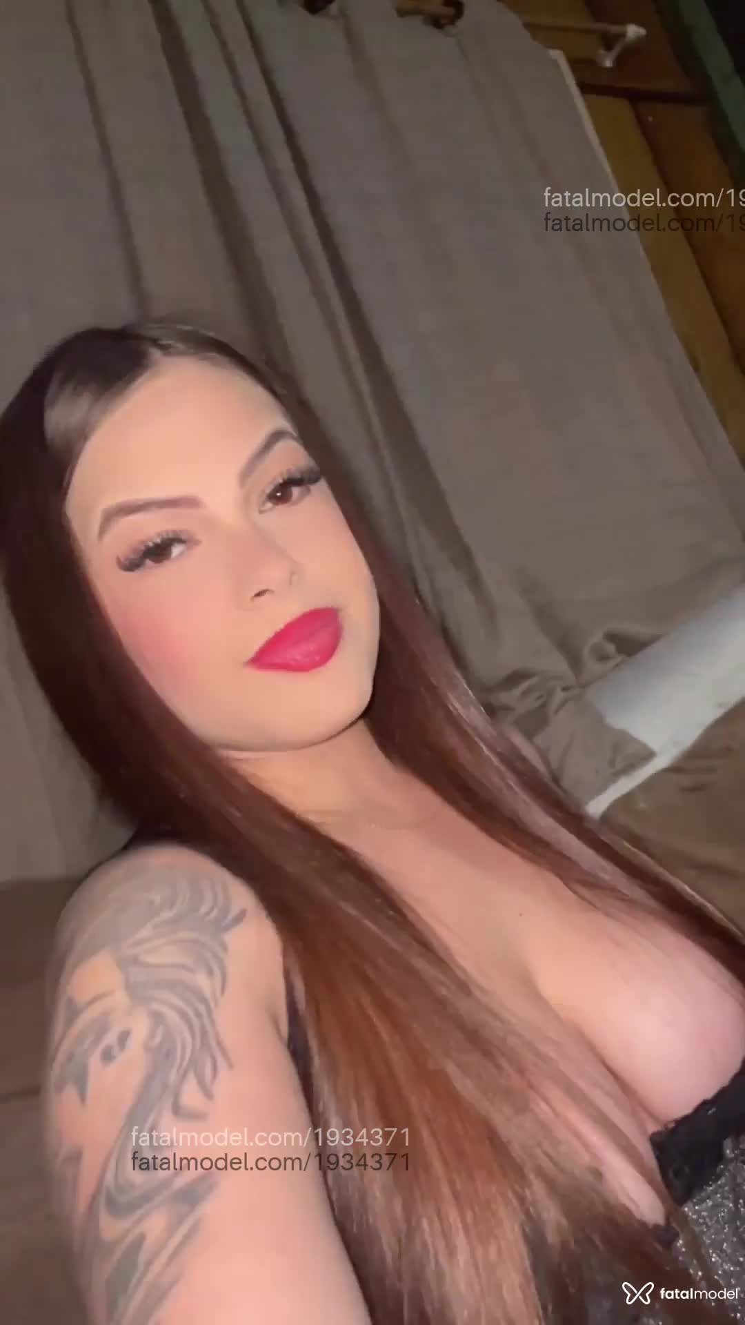 Acompanhante mulher com cabelo castanho de olhos castanhos em Cascavel - Gabriela
