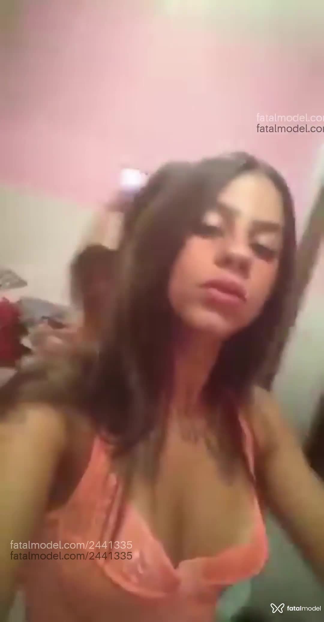 Acompanhante mulher com cabelo colorido de olhos mel em Rio de Janeiro - Giulia Fantiny