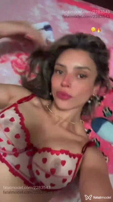 Acompanhante mulher loira (o) de olhos castanhos em Itajaí - Fer Bella
