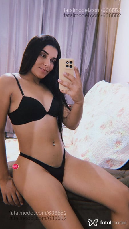 Acompanhante mulher trans morena (o) de olhos castanhos em Birigui - Pollyana