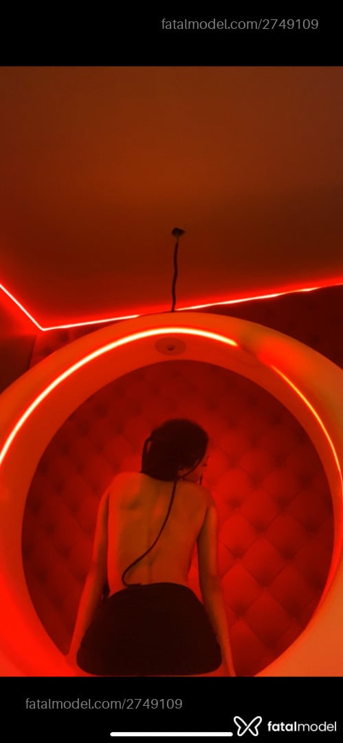 Acompanhante mulher morena (o) de olhos castanhos em São Paulo Acompanhante mulher morena (o) de olhos castanhos em São Paulo - Sofia