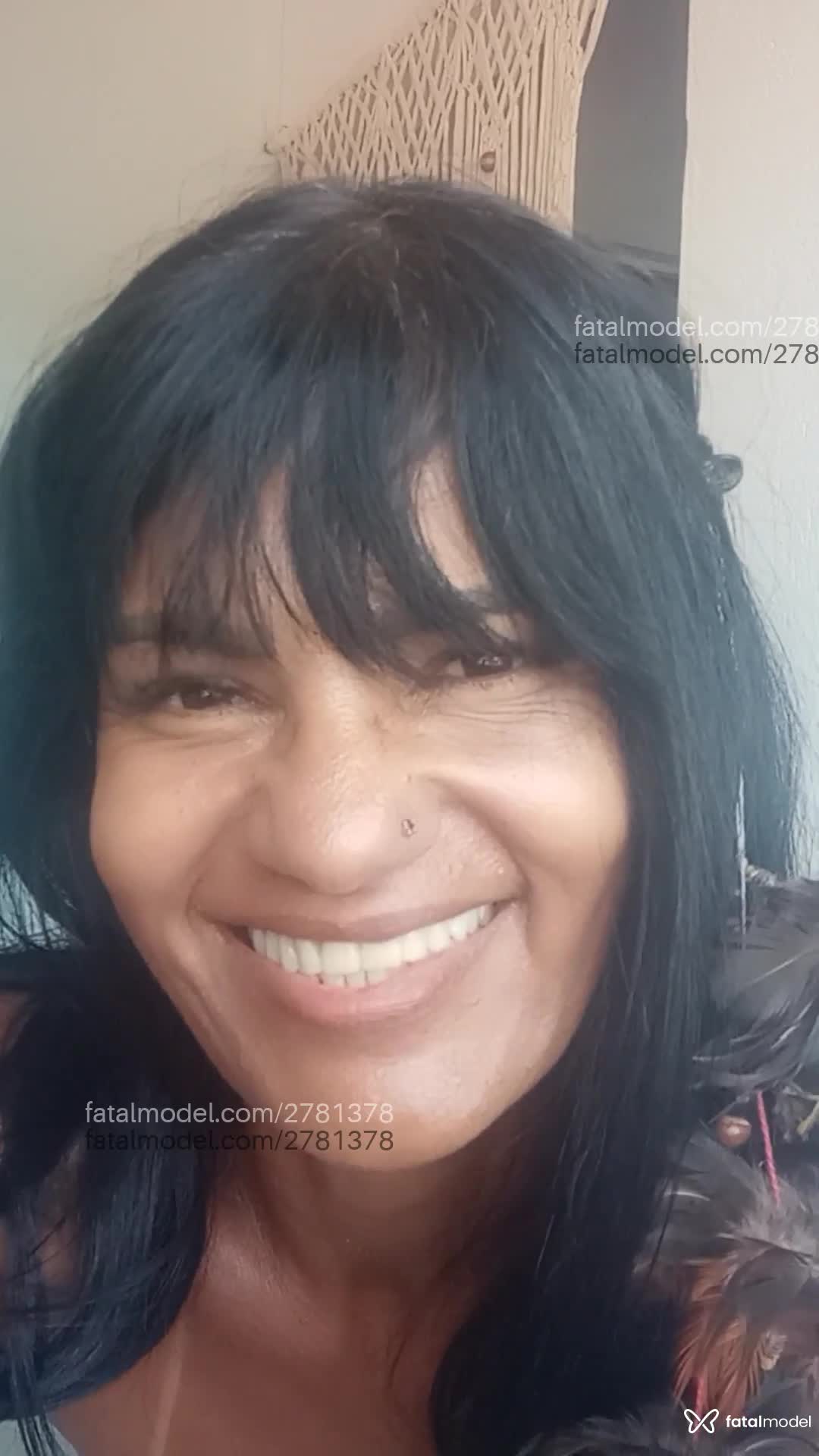 Acompanhante mulher morena (o) de olhos castanhos - Valery Potira Acompanhante mulher morena (o) de olhos castanhos - Valery Potira