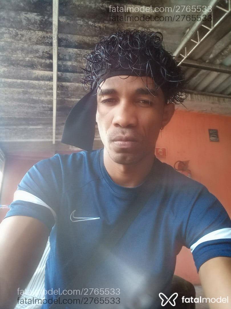 Acompanhante homem morena (o) de olhos pretos em São Paulo Acompanhante homem morena (o) de olhos pretos em São Paulo - Tiagosedutor